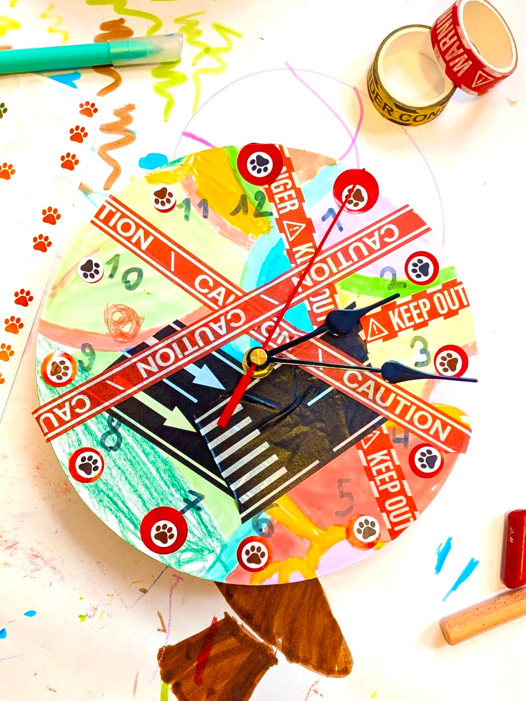 Atelier créatif - mon Horloge à aiguilles - Activité enfant Paris 9 -